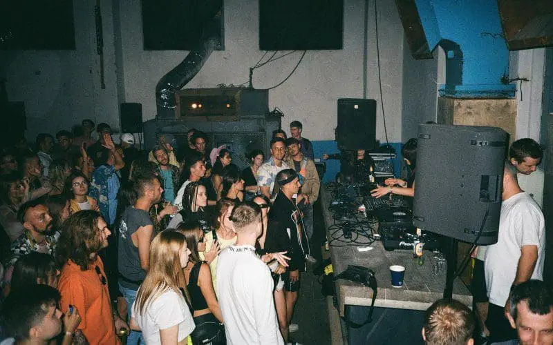 90s rave scene photo 7